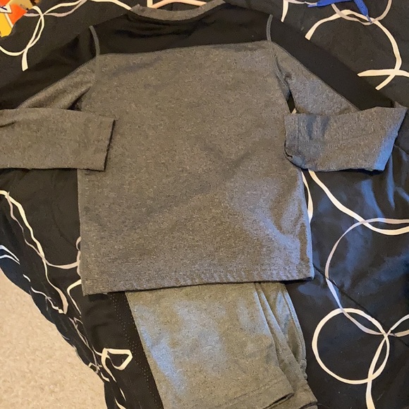 MTA SPORTS Sweats Outfit - Picture 5 of 6